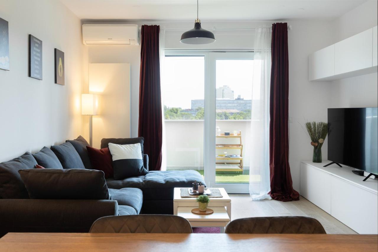 Stylish 2Bdr Apartment- Free Garage Zagreb Exterior photo